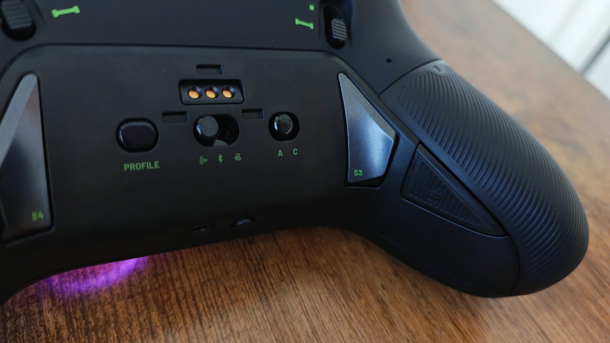A close up of the back buttons on the Nacon Revolution X Unlimited