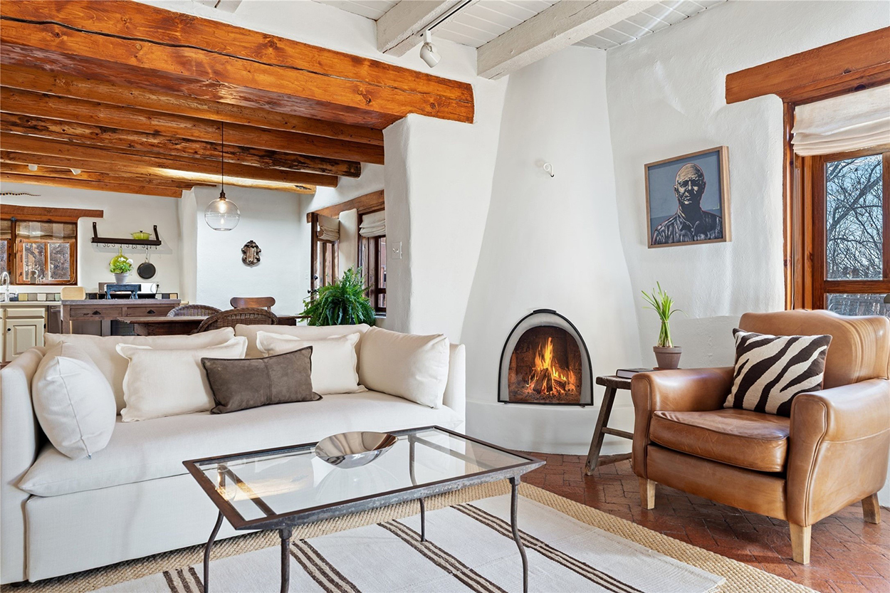 Santa Fe home interior