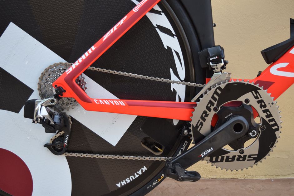 The bike is equipped with a SRAM Red eTap drivetrain