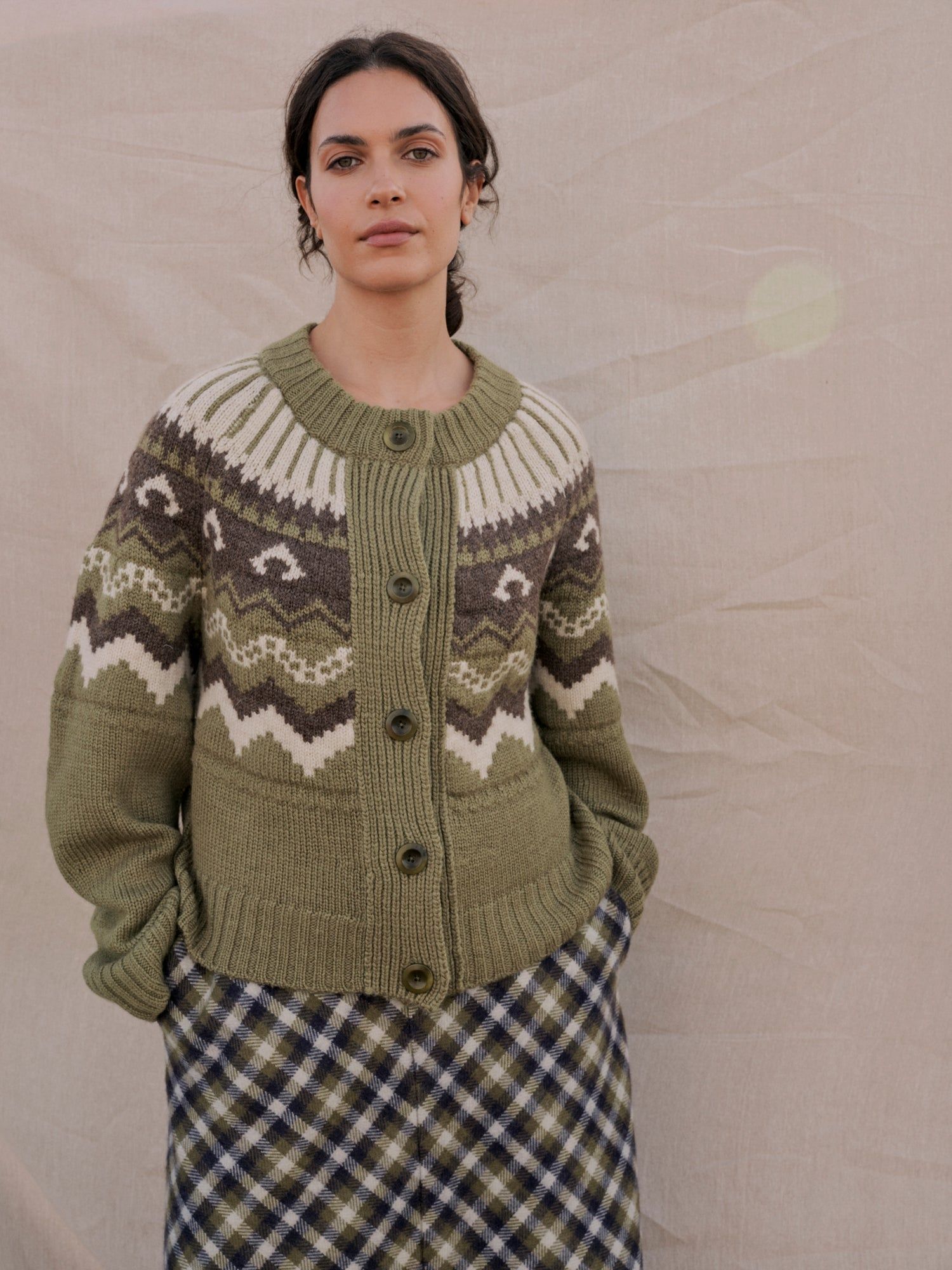 Fleetwood Cardigan in Moss With Ecru & Peat