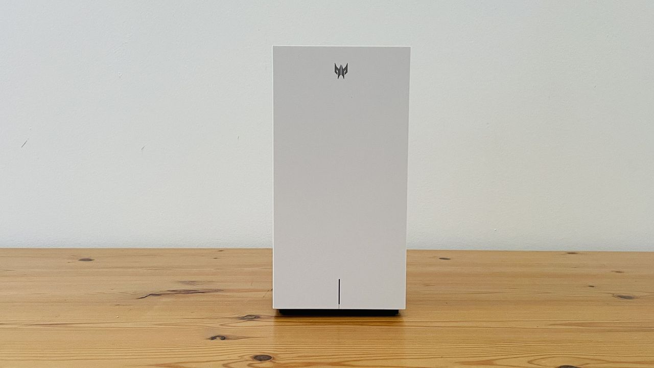 Predator Connect T7 front facing