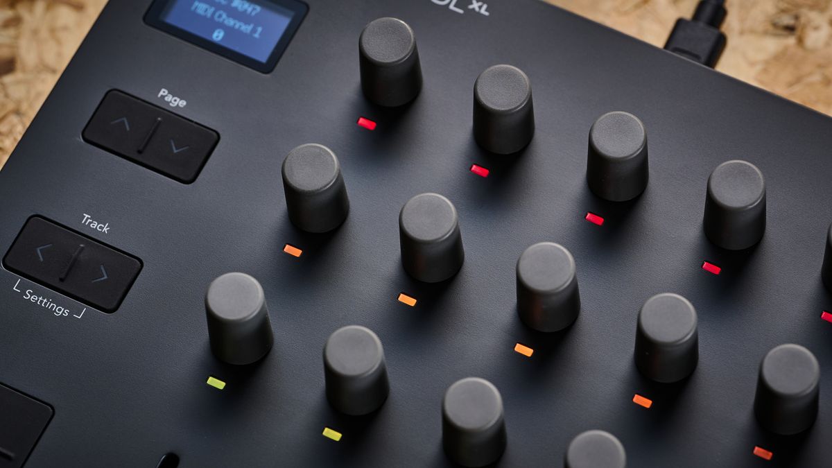 Novation Launch Control Mk3