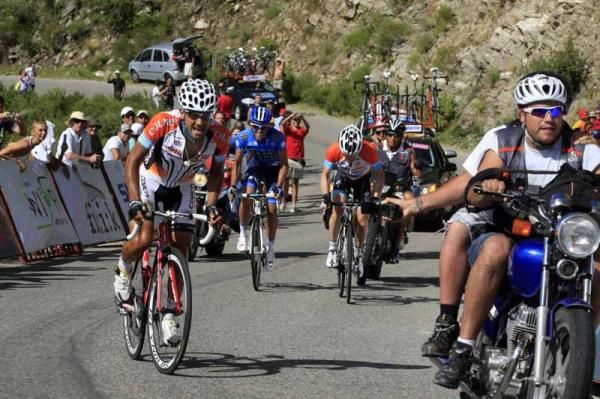 Contador and Leipheimer claw themselves back up to Diaz