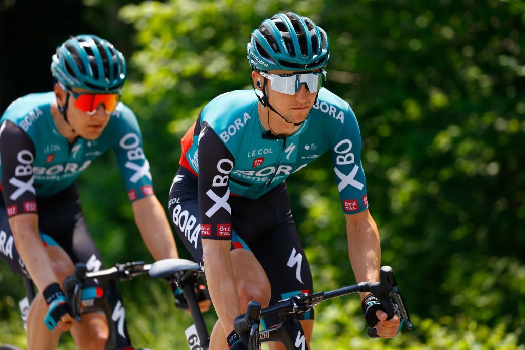 Team Boras Australian rider Jai Hindley C rides during the 19th stage of the Giro dItalia 2022 cycling race 178 kilometers from Marano Lagunare to Santuario di Castelmonte northeastern Italy on May 27 2022 Photo by Luca Bettini AFP Photo by LUCA BETTINIAFP via Getty Images