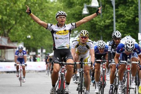 Kris Boeckmans (Topsport Vlaanderen - Mercator) wins the Ster Elektrotoer's final stage.