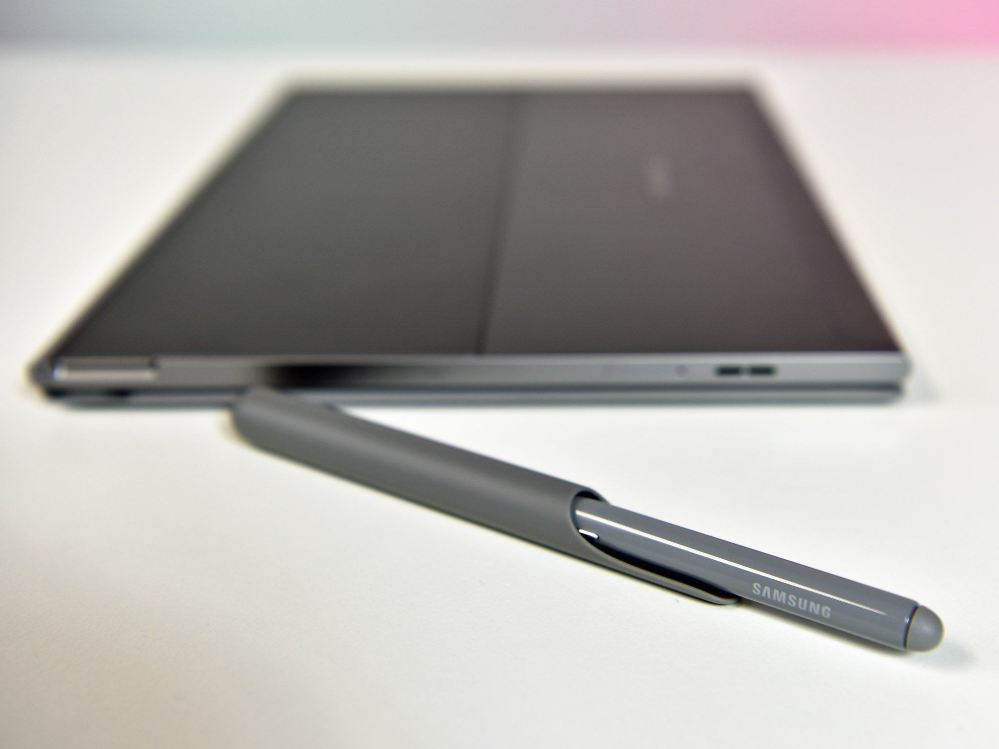 Does the Samsung Galaxy Book2 come with an S Pen stylus? | Windows
