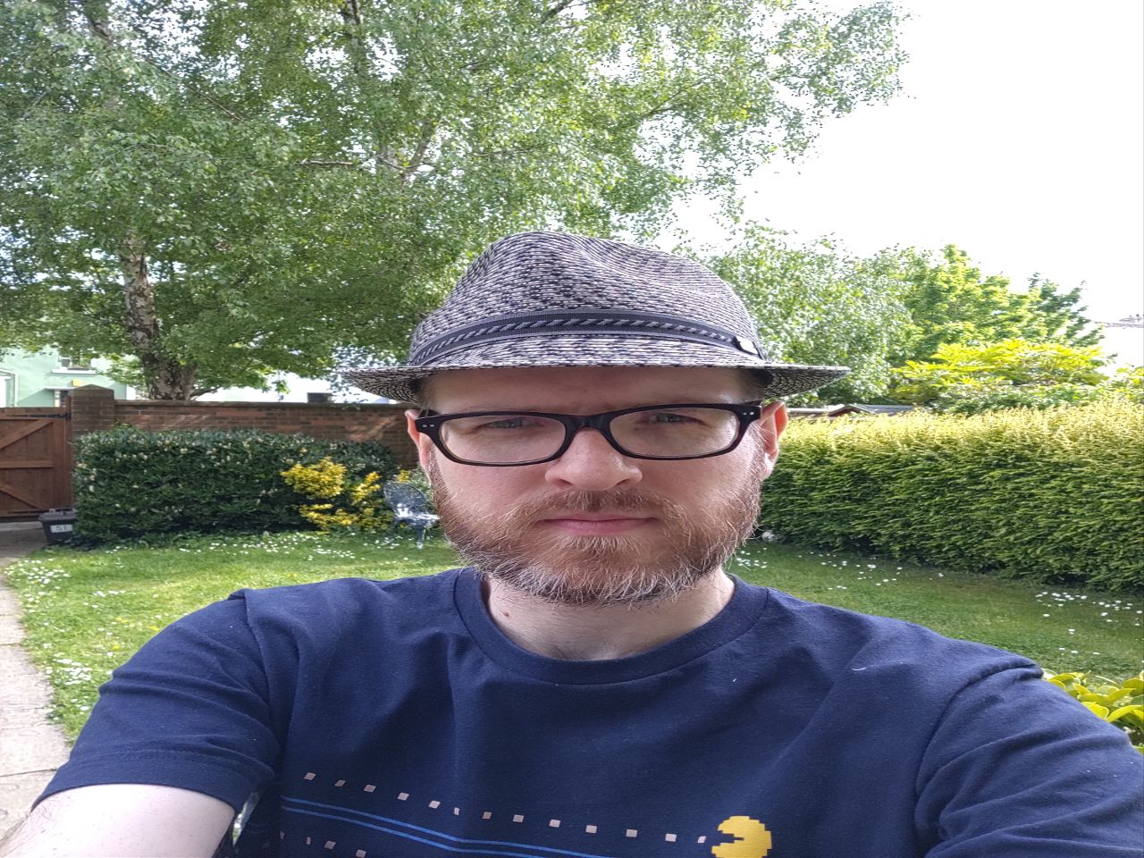 Selfies are reasonably sharp, but struggle with dynamic range.