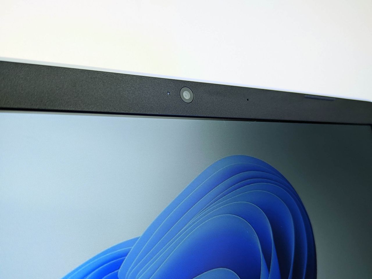 Surface Laptop Se Review