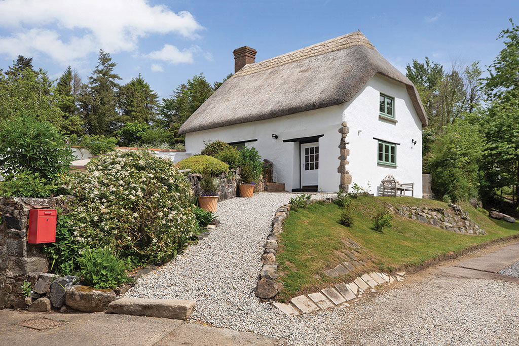 House for sale: Burrow Farm, Drewsteignton, Exeter, Devon.