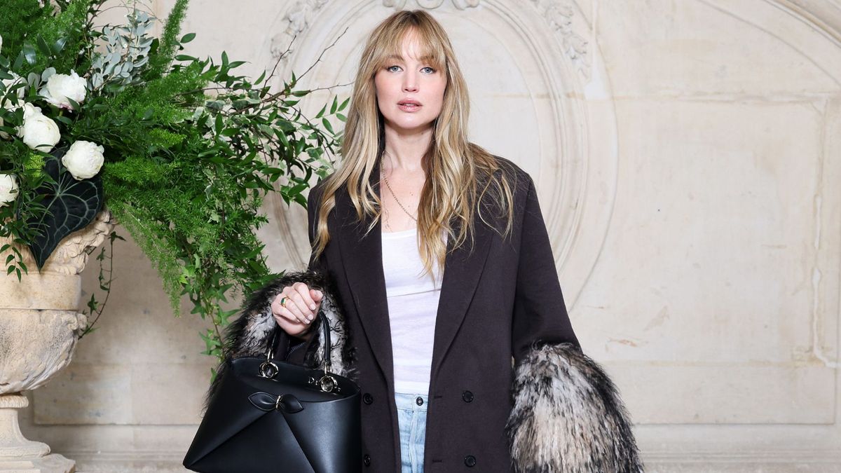 Yes, Puddle Jeans are Still In—This Is the Shoe Trend That Makes Them Feel Fresh