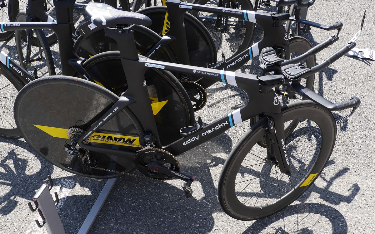 AG2R La Mondiale's Eddy Merckx time trial bikes look suspiciously like Ridley Dean TT framesets, which are manufactured by the same organisation as Eddy Merckx bikes