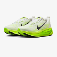 Nike Vomero 18