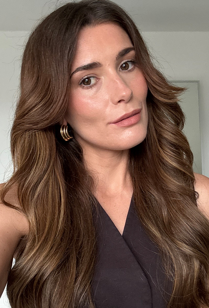 Una selfie de la editora de belleza Eleanor Vousden con maquillaje de Guerlain.