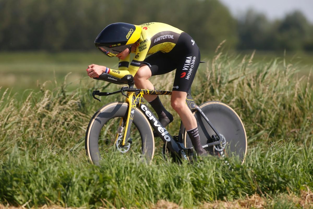 Riejanne Markus wins the elite women's time trial at the 2024 Netherlands Road Championships