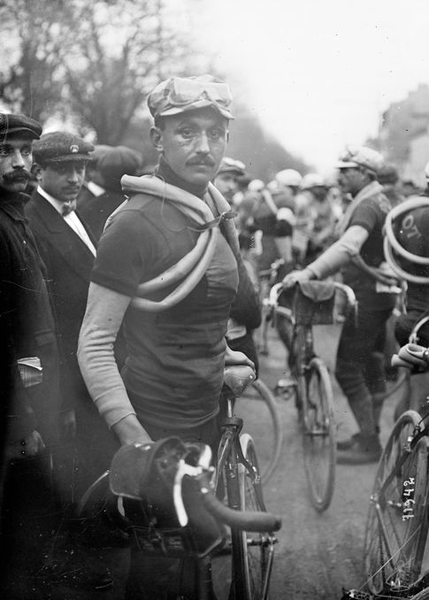 Lucien Petit-Breton at the 1912 edition of Paris-Roubaix