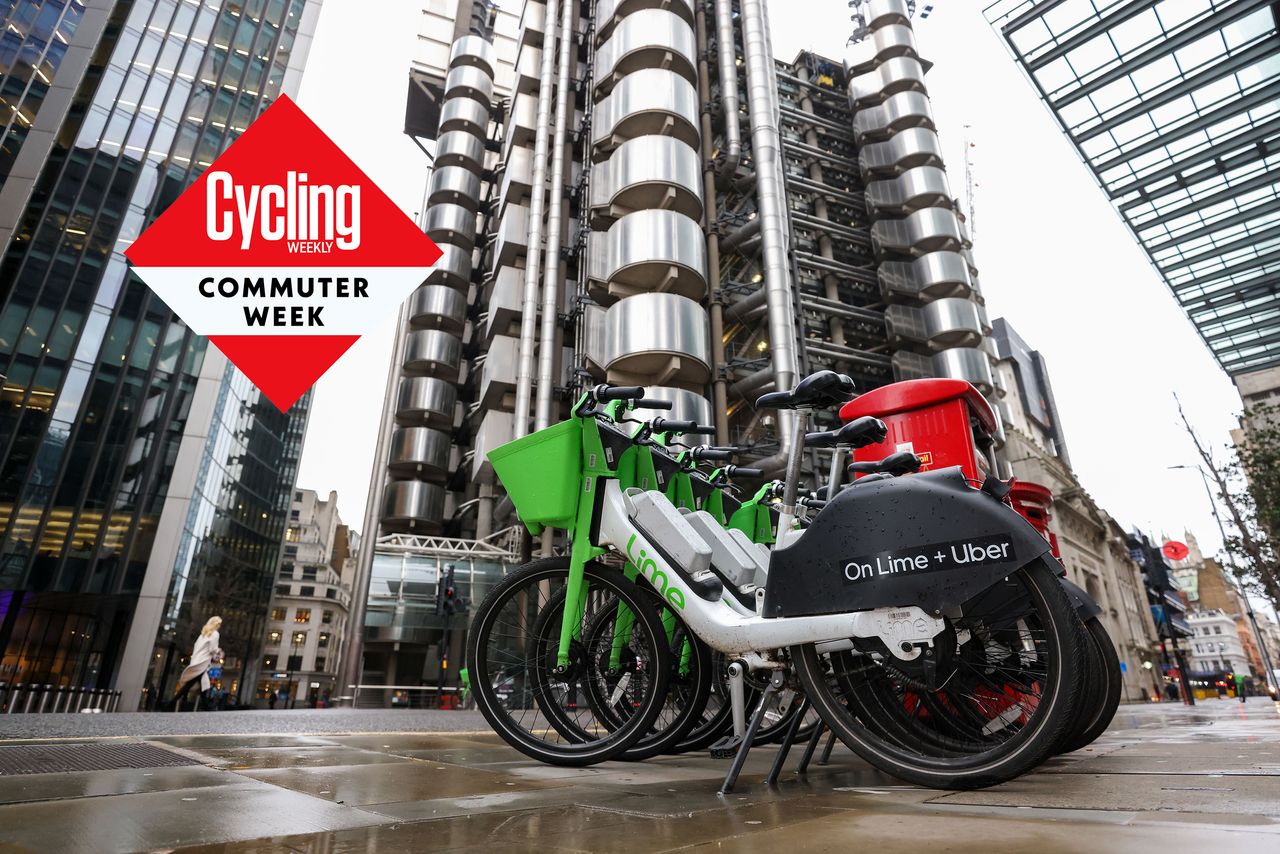 Lime bikes on a City of London pavement