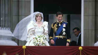 How much did Princess Diana's wedding dress costHow much did Princess Diana's wedding dress cost