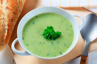Chilled cream cheese and watercress soup