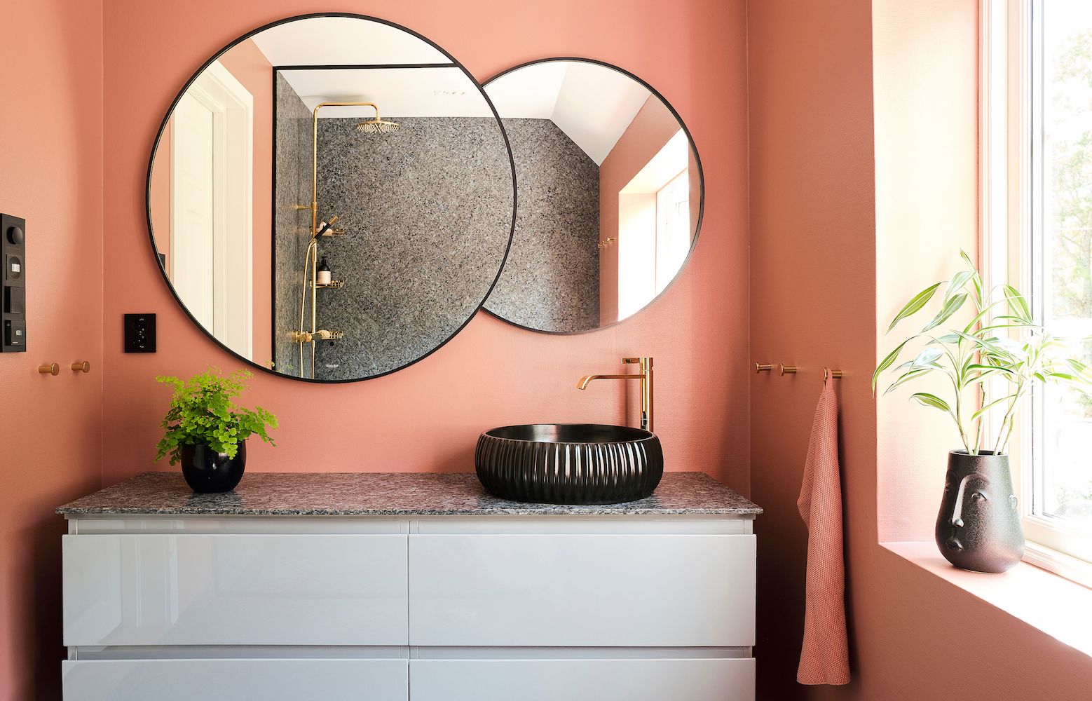 Orange bathrooms are trending 10 ways to use this color Livingetc