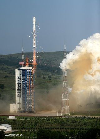 China rocketed the Chuangxin-3, Shiyan-7 and Shijian-15 satellites into space on July 20, 2013 from the Taiyuan Satellite Launch Center in North China's Shanxi Province. 
