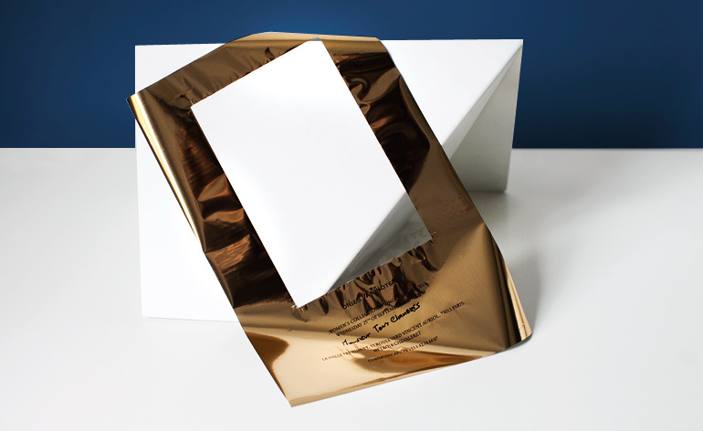 Negative space was used to differentiate between men's and women's collection invites