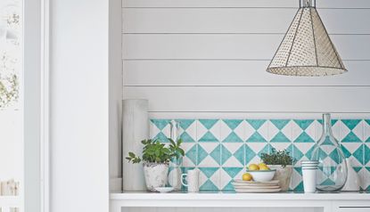 4 Kitchen Backsplash Trends on Their Way Out, According to Real Estate  Agents