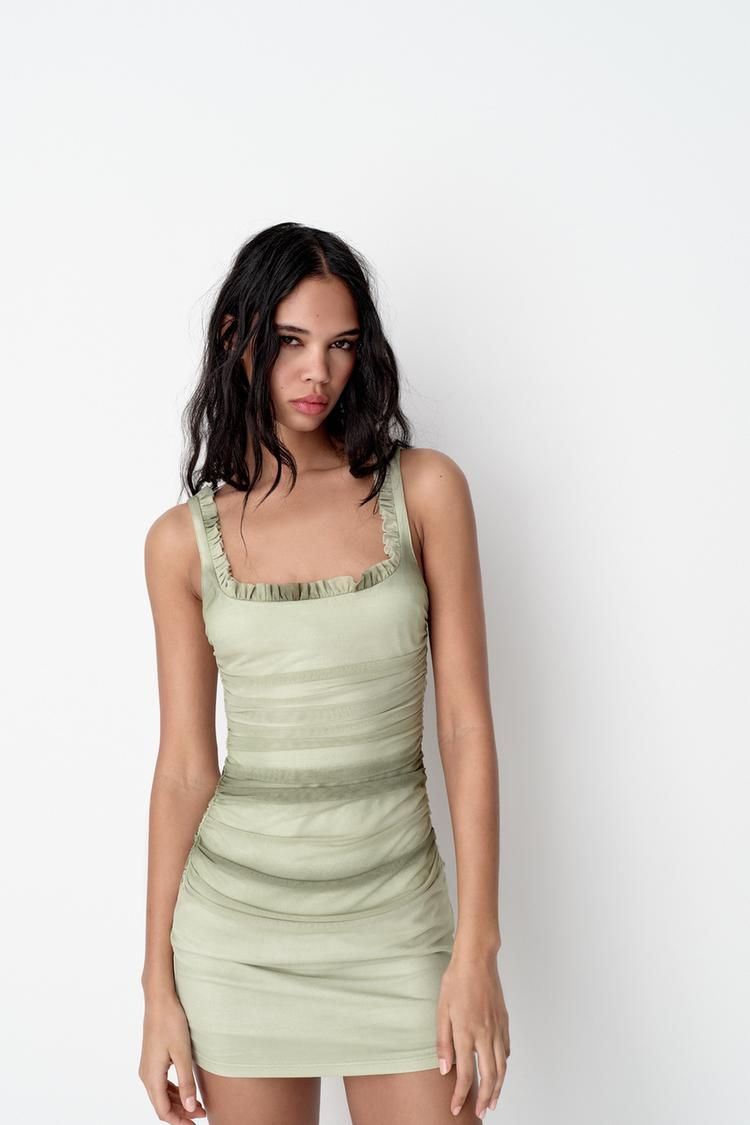 7 Graceful Spring Colour Trends to Try in 2024 7 Graceful Spring Colour Trends to Try in 2024