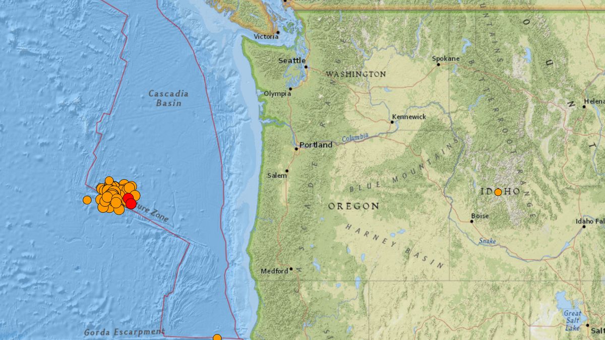 Swarm of more than 55 earthquakes strikes off Oregon coast