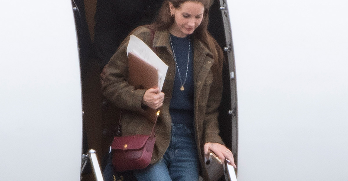 Lana Del Rey's Best Off-Duty Tour Looks Are Surprisingly Easy to Re-Create