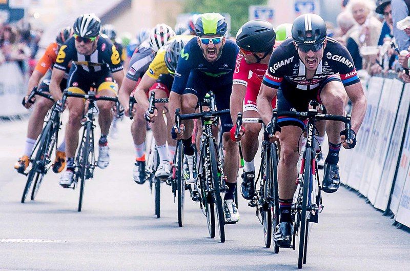 Nacer Bouhanni (Cofidis) more interested in what's happening behind than John Degenkolb's victory celebration