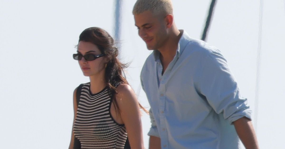 Kendall Jenner Just Wore the Striped Knit Dress Trend to the Beach | Who  What Wear