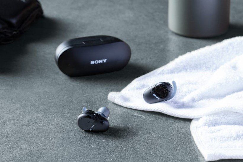 Sony WF-SP800N Earbuds