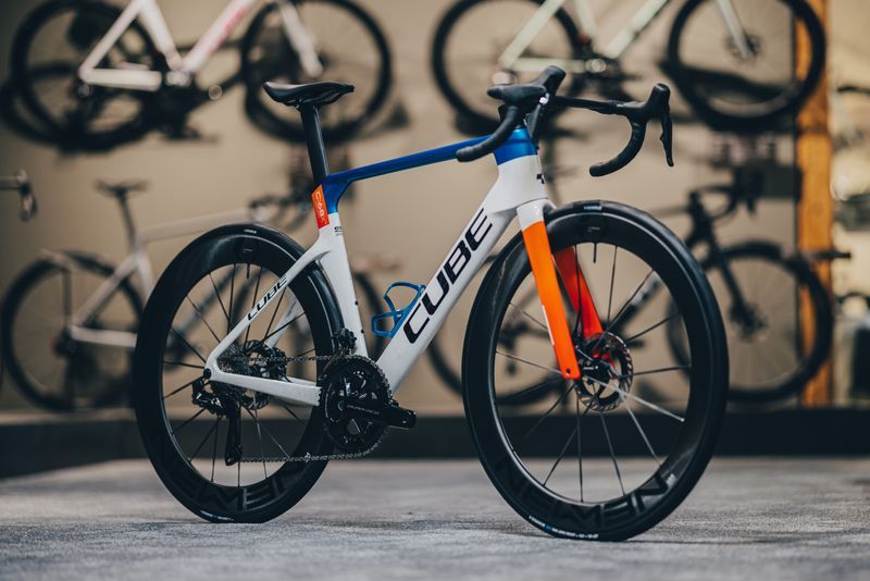 A Cube Litening Aero C:68X