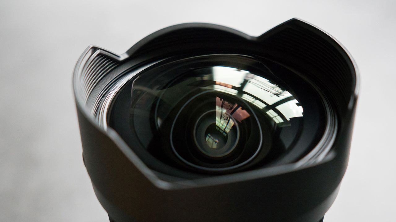 Sony 12-24mm f/2.8 G Master Lens