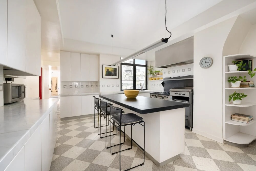 1107 Fifth Avenue apartment