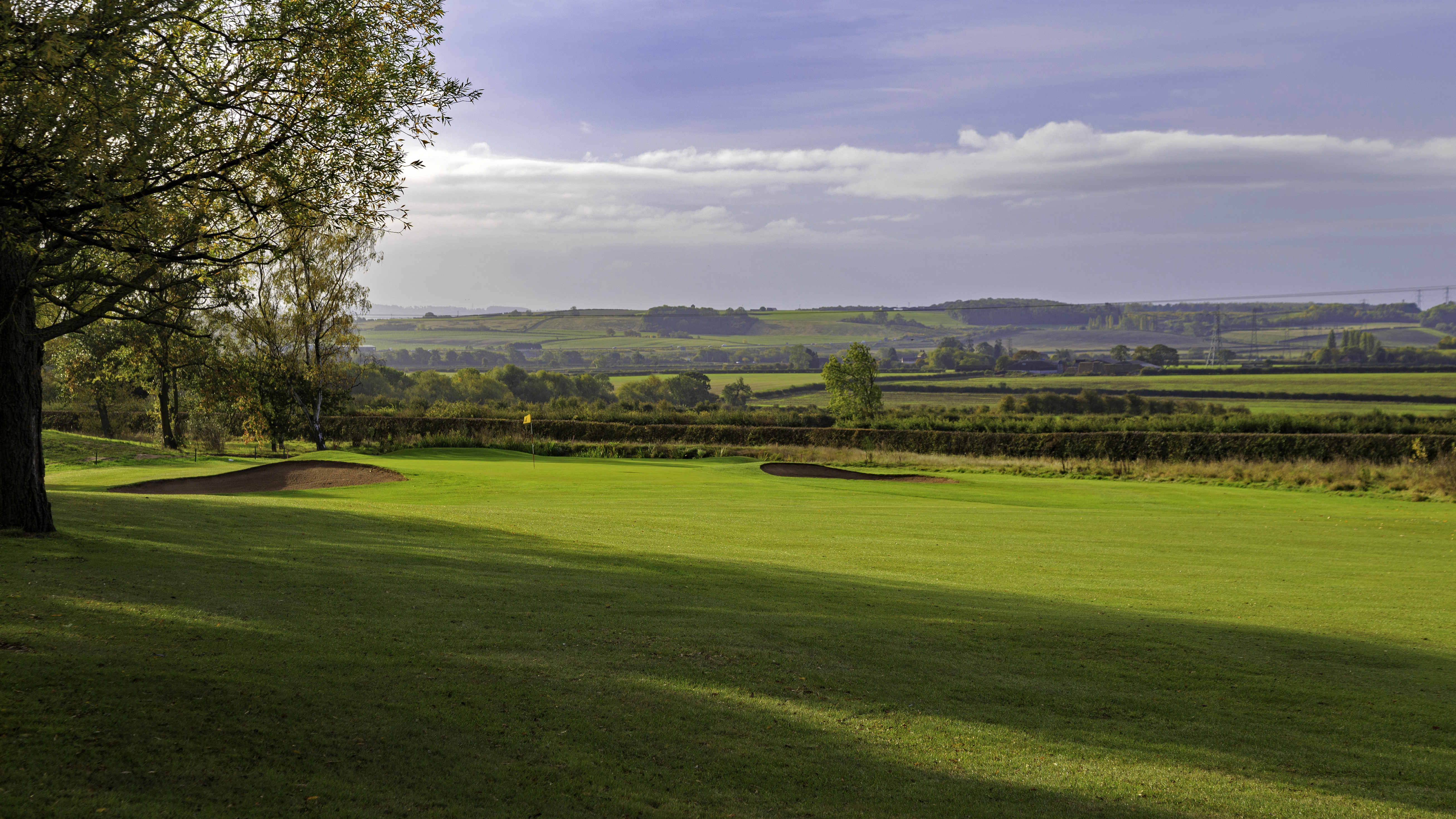 Radcliffe on Trent - Hole 1