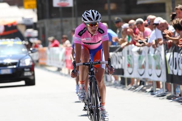 Marianne Vos (Netherlands) relinquished the maglia rosa on this stage.