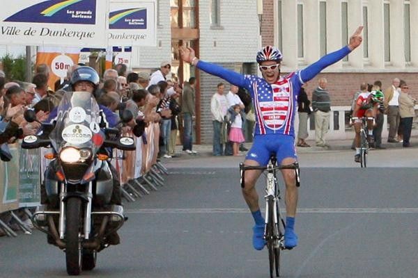 Steven Van Vooren takes out the Circuit du Port