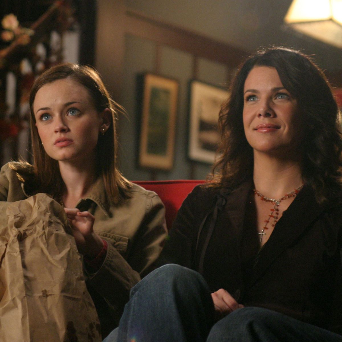 'Gilmore Girls' Revival Set Photos | Marie Claire