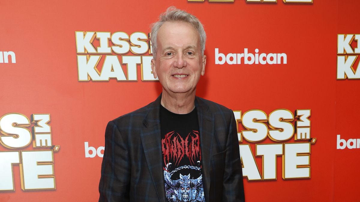 Frank Skinner smiling on a red carpet