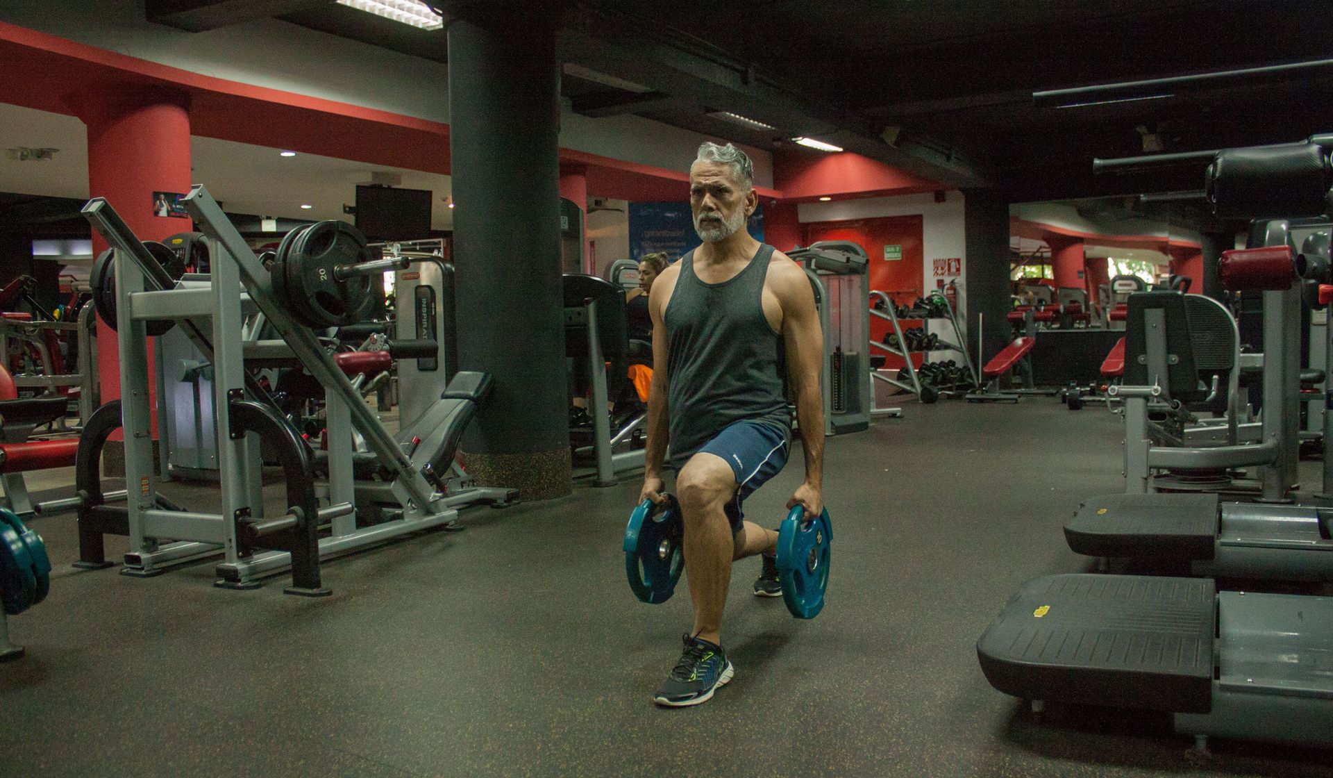 Can lifting weights until failure help build muscle? Here's what the