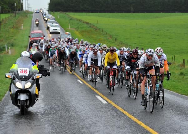 The peloton rolls through the Southland countryside