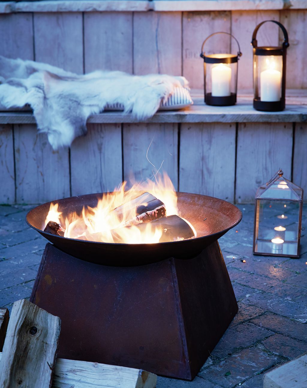 Outdoor heating ideas 16 stunning designs to cosy up your patio space GardeningEtc