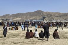 A C-17 plane at the Kabul airport.