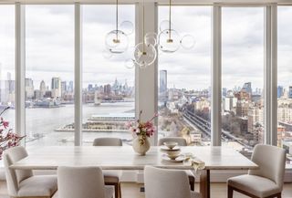 White Arrow Quay Tower Apartment dining area overlooking the harbour