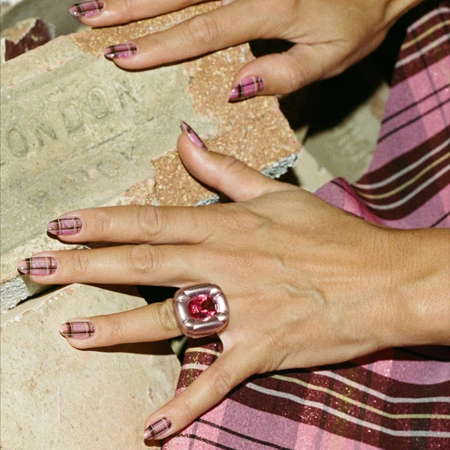 elias nails