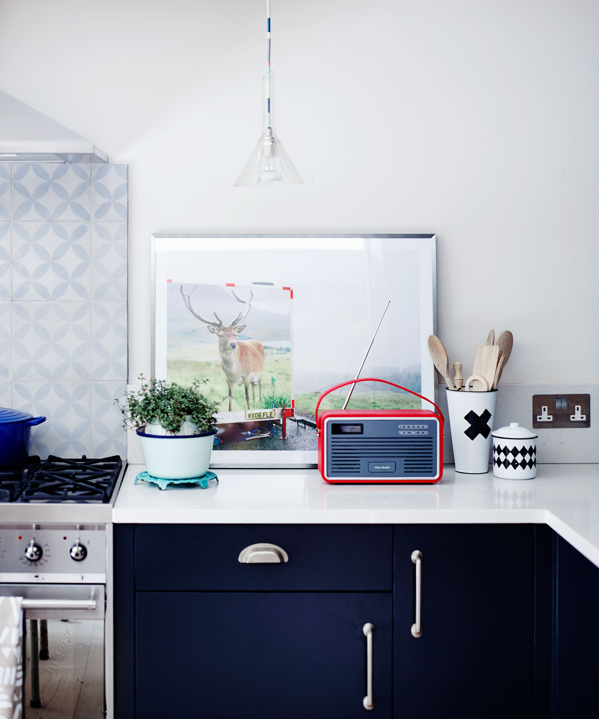 Kitchen countertop ideas with quartz worktop