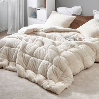 Coma Inducer Corn Silk Beige Oversized Comforter & Reviews | Wayfair