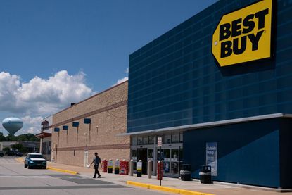 outside of a Best Buy store in Woodbridge, Virginia