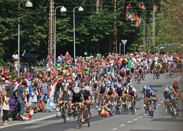 A crash marked the finale but didn't upset the sprinters